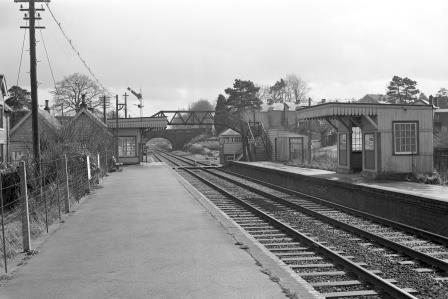Chandlers Ford Station, Hampshire on Wednesday 20 Mar 1968 - J. Scrace [080679]