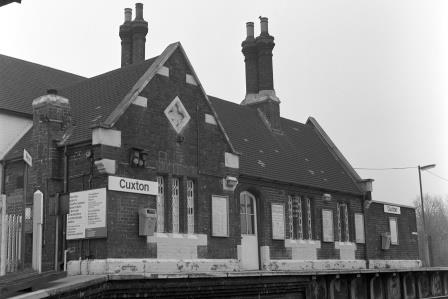 Cuxton Station, Kent on Tuesday 14 Apr 1987 - J. Scrace [080938]