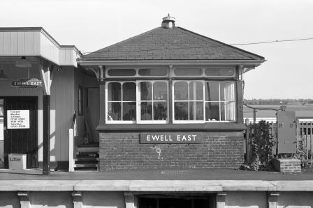Ewell East, Surrey on Tuesday 20 Aug 1968 - J. Scrace [081207]
