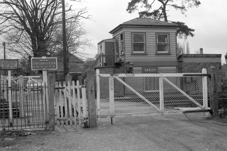 Earley, Berkshire on Wednesday 22 Apr 1970 - J. Scrace [081245]