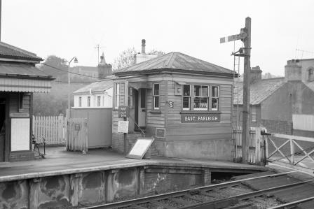 East Farleigh Station, Kent on Saturday 22 May 1971 - J. Scrace [081262]