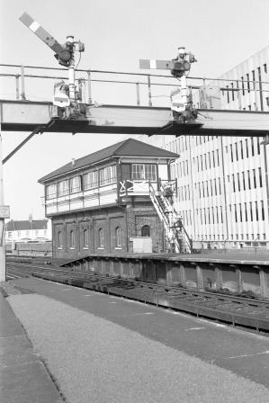 Eastbourne Station, East Sussex on Saturday 10 Jul 1976 - J. Scrace [081287]