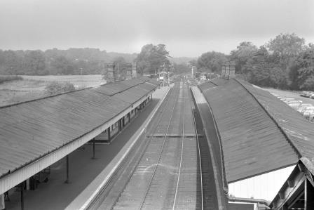 Eridge Station, East Sussex on Friday 20 Aug 1976 - J. Scrace [081297]