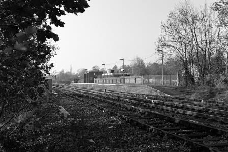 Edenbridge Station, Kent on Friday 04 Nov 1988 - J. Scrace [081336]