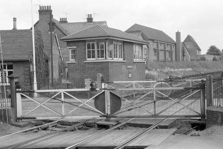 Farnham, Surrey on Tuesday 02 Jun 1970 - J. Scrace [081468]