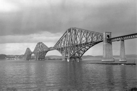 Forth Railway Bridge, Scotland on Saturday 12 Sep 1970 - J. Scrace [081480]