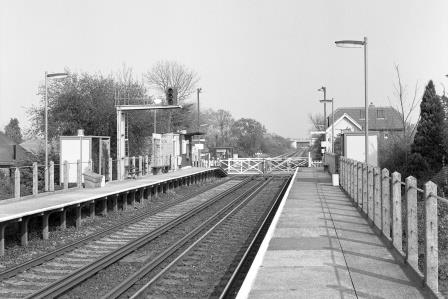 Fishbourne Station, West Sussex on Tuesday 18 Apr 1989 - J. Scrace [081555]