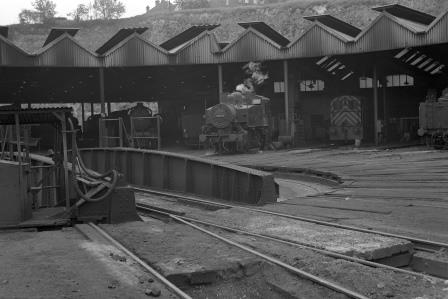 BR(S) USA class 30072 at Guildford Shed, Surrey on Saturday 22 May 1965 - J. Scrace [081619]