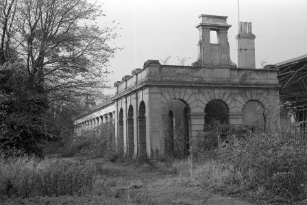 Gosport Station, Hampshire on Thursday 28 Nov 1968 - J. Scrace [081623]
