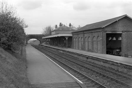 Henfield Station, West Sussex on Thursday 30 Apr 1964 - J. Scrace [081739]