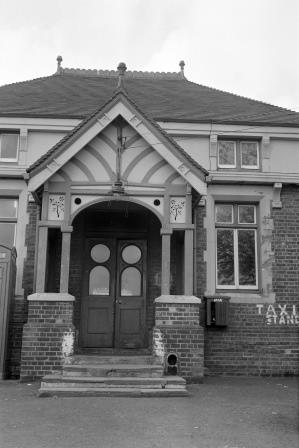 Hassocks Station, West Sussex on Sunday 21 May 1972 - J. Scrace [081823]