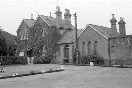 Itchen Abbas Station, Hampshire on Saturday 16 Jul 1977 - J. Scrace [082002]