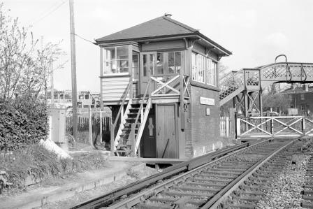 Keymer Crossing, West Sussex on Wednesday 28 Apr 1971 - J. Scrace [082028]