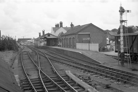 Lymington Town Station, Hampshire on Friday 10 Sep 1965 - J. Scrace [082105]