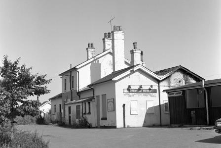 Minster Station, Kent on Tuesday 04 Jul 1989 - J. Scrace [082422]