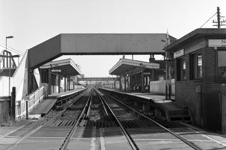 New Hythe Station, Kent on Friday 30 Aug 1991 - J. Scrace [082582]