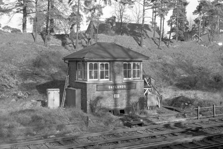 Oatlands, Surrey on Tuesday 03 Feb 1970 - J. Scrace [082622]