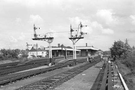 Polegate Station, East Sussex on Thursday 05 Sep 1968 - J. Scrace [082680]