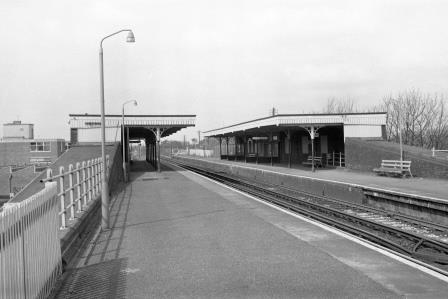 Southwick Station, West Sussex on Friday 30 Apr 1971 - J. Scrace [083131]