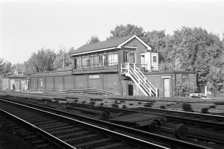 St Johns, Greater London on Thursday 23 Oct 1975 - J. Scrace [083181]