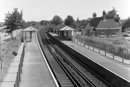 Swaythling Station, Hampshire on Saturday 15 Aug 1987 - J. Scrace [083266]