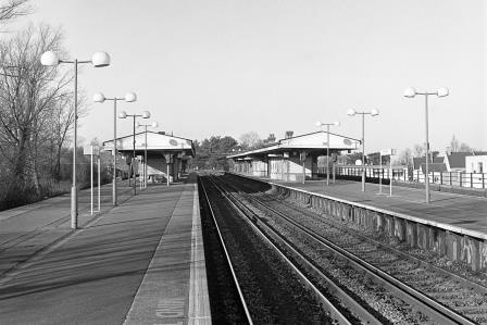 Shortlands Station, Greater London on Thursday 18 Jan 1990 - J. Scrace [083344]