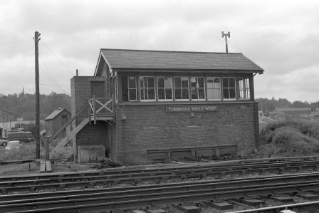 Tunbridge Wells West, East Sussex on Wednesday 03 Sep 1969 - J. Scrace [083436]