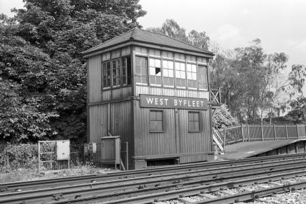West Byfleet, Surrey on Friday 04 Jul 1969 - J. Scrace [083660]
