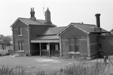 Warnham Station, West Sussex on Sunday 13 Aug 1972 - J. Scrace [083751]