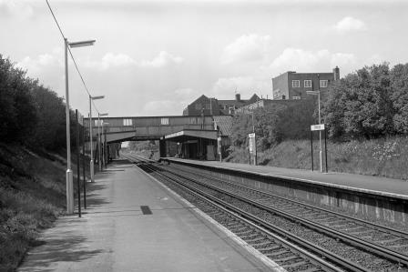 Whitton Station, Greater London on Tuesday 14 May 1974 - J. Scrace [083758]