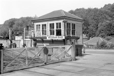 Whyteleafe South, Surrey on Friday 11 Jun 1976 - J. Scrace [083775]