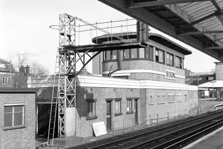 Woking, Surrey on Wednesday 08 Mar 1989 - J. Scrace [083842]