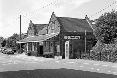 Westbury Station, Wiltshire on Monday 16 Aug 1993 - J. Scrace [083918]