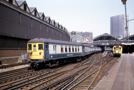 BR(S) Class 5-BEL 3052 at Victoria, Greater London with the "Brighton Belle" in station on Wednesday 03 May 1972 - J. Scrace [084011]