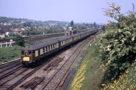 BR(S) Class 5-BEL 3051 at Coulsdon North, Greater London with the down "Brighton Belle" on Wednesday 29 May 1968 - J. Scrace [084055]