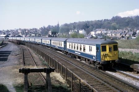 BR(S) Class 5-BEL 3052 at Redhill Tunnel, Surrey with the "Brighton Belle" on Tuesday 29 Apr 1969 - J. Scrace [084063]