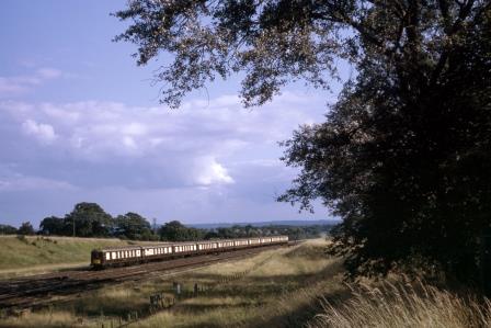 BR(S) Class 5-BEL 3053 at Salfords, West Sussex with the up "Brighton Belle" on Friday 04 Aug 1967 - J. Scrace [084072]