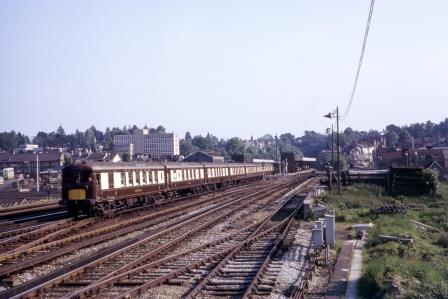BR(S) Class 5-BEL at Haywards Heath, West Sussex with the "Brighton Belle" on Saturday 01 Jun 1968 - J. Scrace [084105]