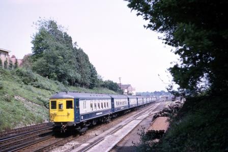 BR(S) Class 5-BEL 3051 at Haywards Heath, West Sussex with the "Brighton Belle" on Sunday 08 Jun 1969 - J. Scrace [084109]