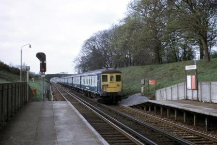 BR(S) Class 5-BEL 3053 at Wivelsfield Station, East Sussex with the "Brighton Belle" on Wednesday 28 Apr 1971 - J. Scrace [084111]