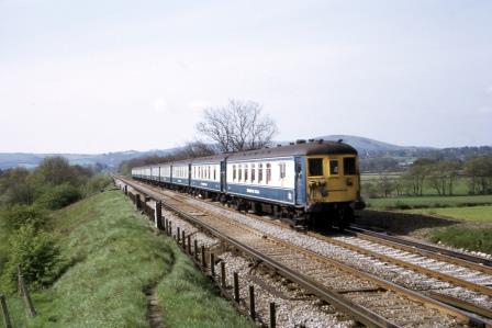 BR(S) Class 5-BEL 3052 at Burgess Hill, West Sussex with the "Brighton Belle" on Friday 28 Apr 1972 - J. Scrace [084115]