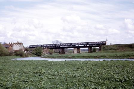BR(S) Class 5-BEL 3051 at Pulborough, West Sussex with the "SEG Southern Belle" Rail Tour on Sunday 30 Apr 1972 - J. Scrace [084157]
