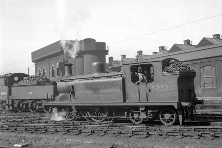 BR(S) D3 class 32379 at Brighton Shed, East Sussex on Monday 21 Jul 1952 - J.H.W. Kent [090352]