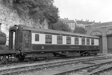 Pullman Parlour Car 'Hercules' at Preston Park Pullman Car Works, East Sussex on Wednesday 30 Jul 1952 - J.H.W. Kent [090396]