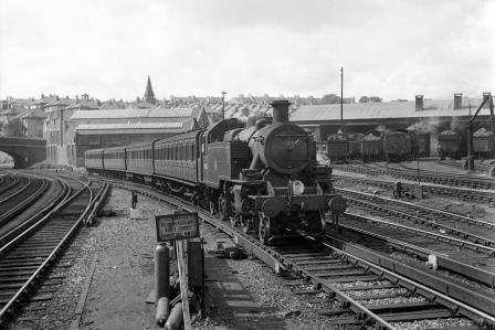 BR(S) 2MT class 41306 at Brighton, East Sussex with a Horsham - Brighton service on Sunday 03 Aug 1952 - J.H.W. Kent [090404]