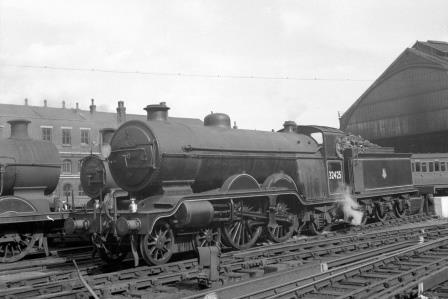 BR(S) Brighton Atlantic class 32425 'Trevose Head' at Brighton Station, East Sussex on Sunday 17 Aug 1952 - J.H.W. Kent [090426]