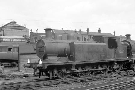 BR(S) E3 class 32167 at Brighton, East Sussex on Sunday 17 Aug 1952 - J.H.W. Kent [090427]