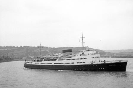 'Koning Albert' at Dover, Kent on Monday 18 Aug 1952 - J.H.W. Kent [090436]