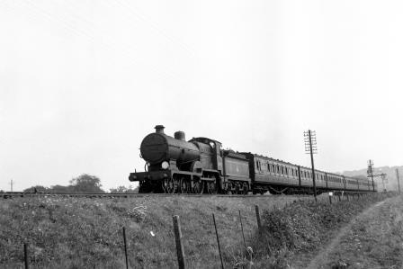 BR(S) D1 class 31735 at Falmer, East Sussex with a Tonbridge - Brighton service on Monday 25 Aug 1952 - J.H.W. Kent [090537]