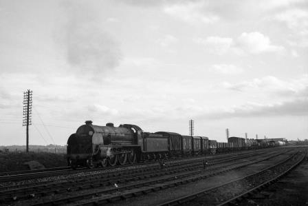 BR(S) King Arthur class 30751 'Etarre' at Stoneham Sidings, Hampshire with a Southampton Docks - Nine Elms Goods on Wednesday 27 Aug 1952 - J.H.W. Kent [090558]